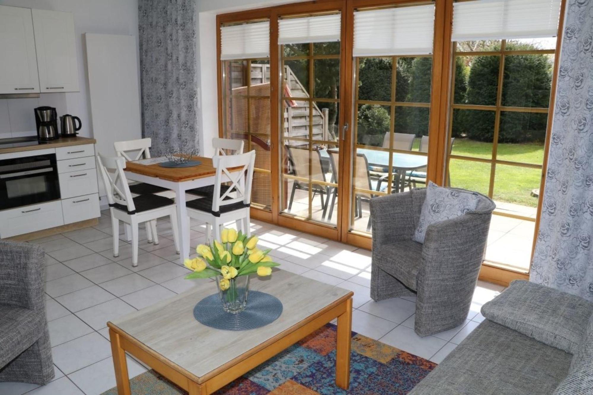 Haus Henning - Appartement 6 Scharbeutz Buitenkant foto